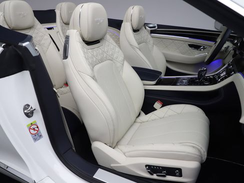 Certified 2020 Bentley Continental GT First Edition image 32