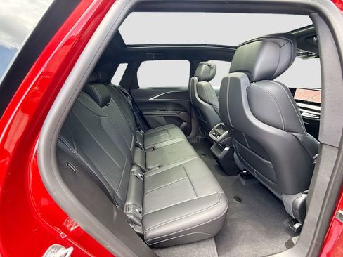 New 2025 Cadillac Lyriq Sport image 28