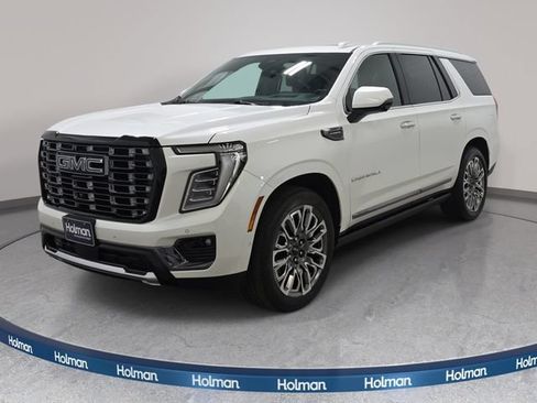 Used 2025 GMC Yukon Denali Ultimate AWD/4WD image 1