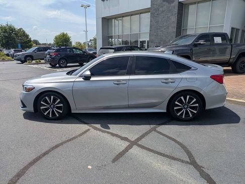 Used 2022 Honda Civic EX image 8