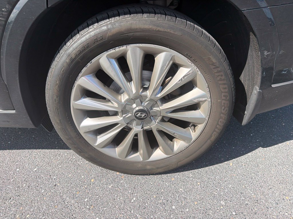 Used 2020 Hyundai Palisade Limited FWD image 12