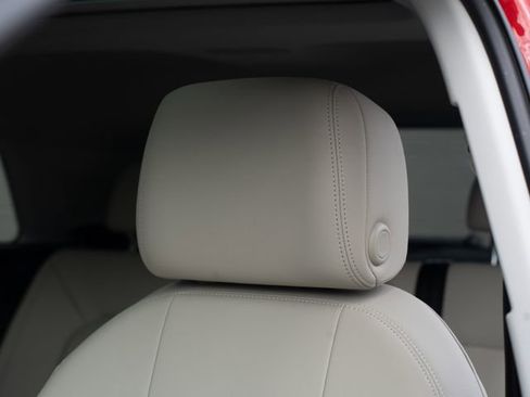 Used 2025 Audi Q3 2.0T Premium w/ Convenience Package image 19