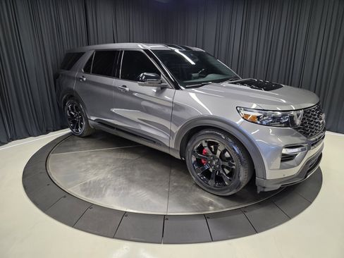 Used 2021 Ford Explorer ST w/ Equipment Group 401A image 14