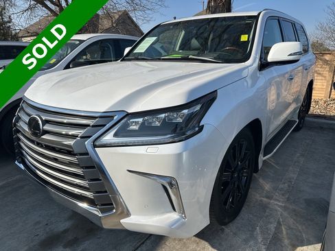 Used 2021 Lexus LX 570 4WD w/ Luxury Package image 1