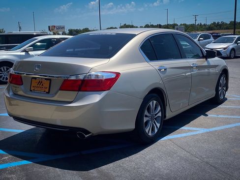 Used 2014 Honda Accord LX image 8