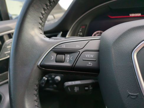 Used 2018 Audi Q7 3.0T Prestige w/ Prestige Package image 26