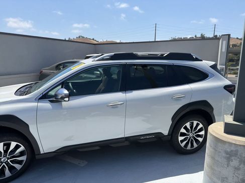 Used 2024 Subaru Outback Touring XT AWD/4WD image 6