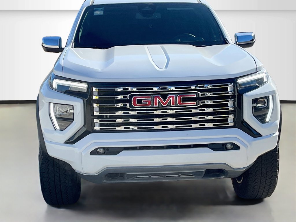 Used 2024 GMC Canyon Denali AWD/4WD image 2