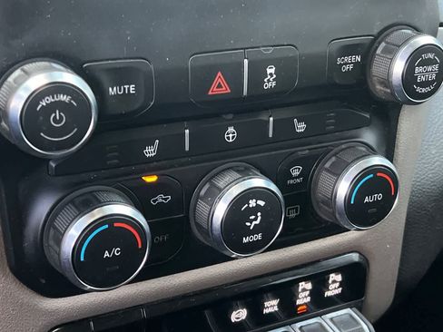 Used 2021 RAM 2500 Laramie AWD/4WD image 20