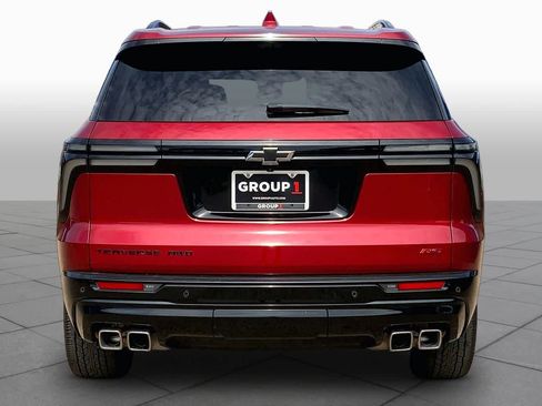 Used 2024 Chevrolet Traverse RS AWD/4WD image 4