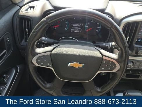 Used 2021 Chevrolet Colorado LT w/ LT Convenience Package image 12