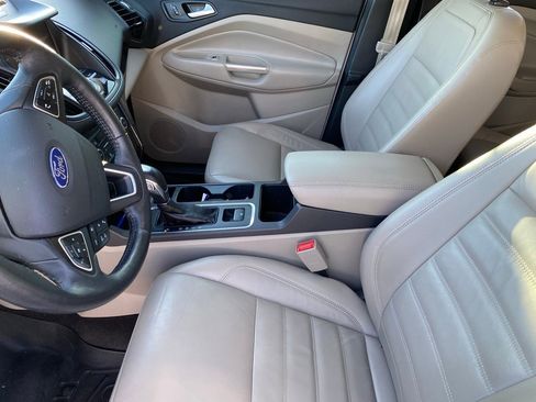 Used 2018 Ford Escape Titanium w/ Ford Safe & Smart Package image 6