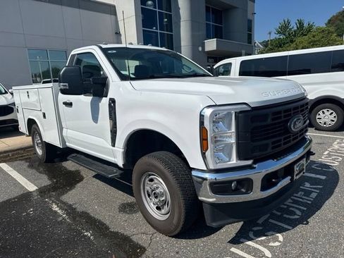 Used 2024 Ford F250 XL w/ Snow Plow Prep Package AWD/4WD image 2