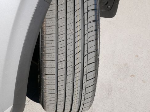 Used 2023 Hyundai Santa Fe SEL image 17