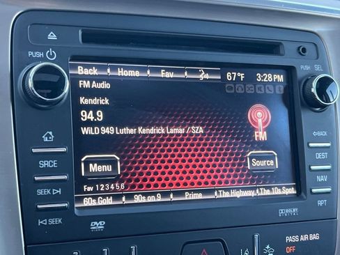 Used 2016 GMC Acadia Denali image 17