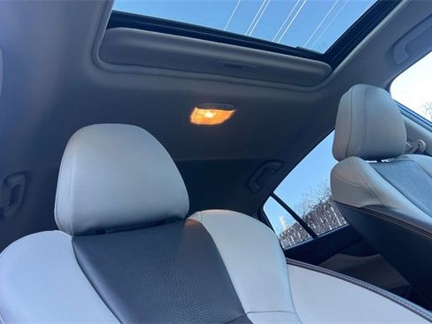 Used 2018 Subaru Crosstrek 2.0i Limited image 18