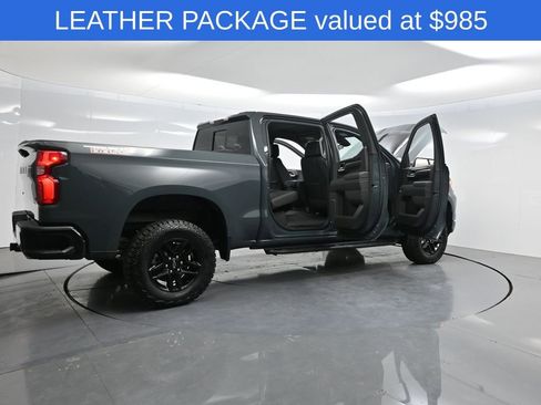 Used 2025 Chevrolet Silverado 1500 LT Trail Boss w/ Convenience Package II image 4
