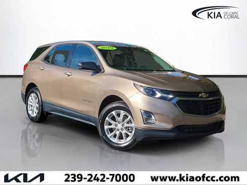 Used 2019 Chevrolet Equinox LS FWD image 1