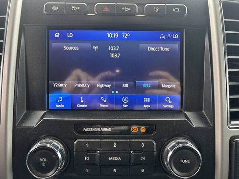 Used 2020 Ford F350 Lariat w/ Lariat Value Package AWD/4WD image 12