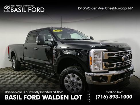 Used 2024 Ford F350 XLT image 1