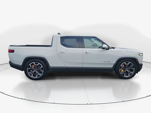 Used 2022 Rivian R1T Adventure AWD/4WD image 3