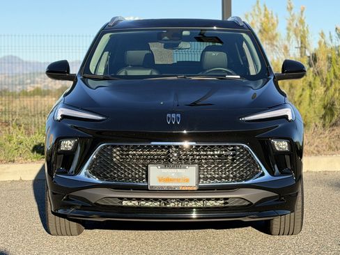 Used 2025 Buick Encore GX Sport Touring w/ Comfort Package image 5