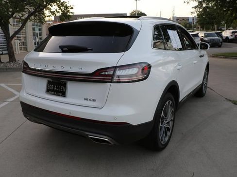 Used 2022 Lincoln Nautilus Reserve AWD/4WD image 6