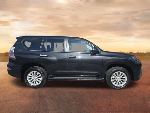 Certified 2023 Lexus GX 460 Premium w/ Premium Package AWD/4WD image 9