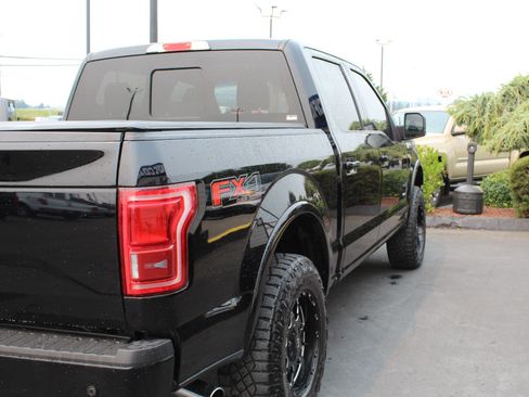 Used 2016 Ford F150 Lariat w/ Equipment Group 502A Luxury AWD/4WD image 7