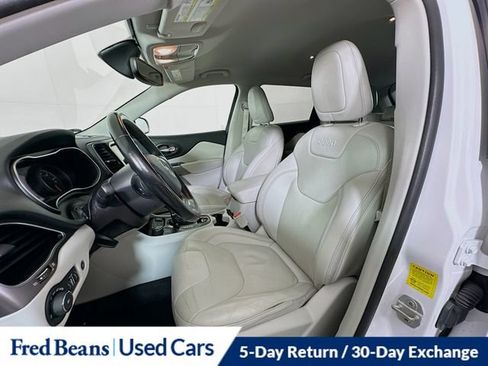 Used 2020 Jeep Cherokee Limited AWD/4WD image 25