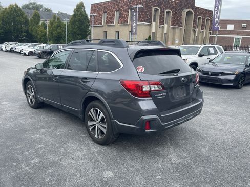 Used 2018 Subaru Outback 2.5i Limited AWD/4WD image 5