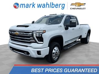Used 2025 Chevrolet Silverado 3500 High Country w/ High Country Premium Package AWD/4WD video 1