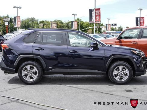 Used 2022 Toyota RAV4 XLE w/ Convenience Package AWD/4WD image 22
