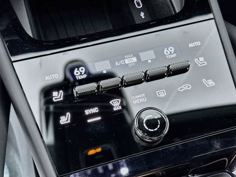 New 2026 Porsche Cayenne GTS AWD/4WD image 18
