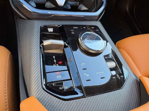 Certified 2025 BMW X3 xDrive30i image 10