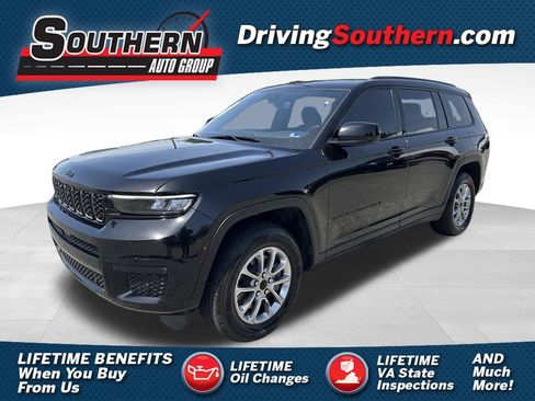 Used 2023 Jeep Grand Cherokee L Laredo AWD/4WD image 1