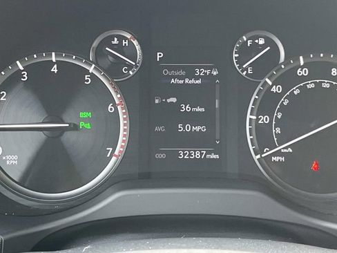 Used 2023 Lexus GX 460 Premium w/ Premium Plus Package image 50