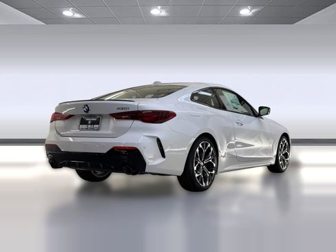 New 2026 BMW 430i Coupe w/ M Sport Package RWD image 8