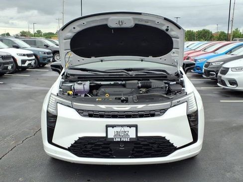 New 2027 Chrysler Pacifica Select FWD image 22