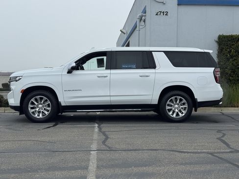 Certified 2023 Chevrolet Suburban Premier image 4