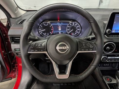 Used 2025 Nissan Sentra SR w/ SR Premium Package FWD image 16