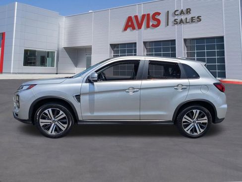 Used 2025 Mitsubishi Outlander Sport SE AWD/4WD image 10