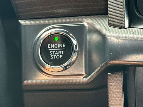 Used 2022 Ford F150 Platinum image 36