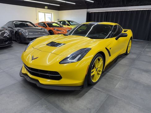 Used 2015 Chevrolet Corvette Stingray Coupe w/ 3LT Preferred Equipment Group image 1
