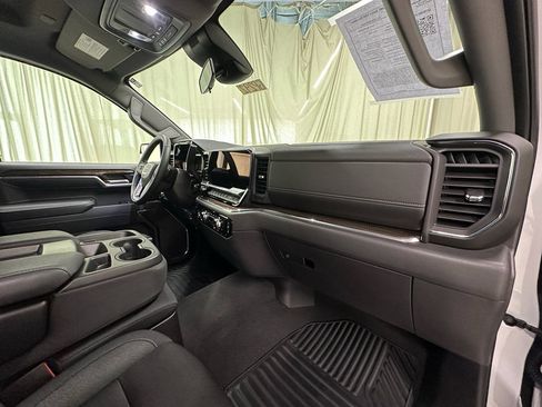 Used 2024 GMC Sierra 1500 Elevation image 21