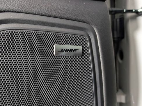 New 2026 Porsche Macan image 28