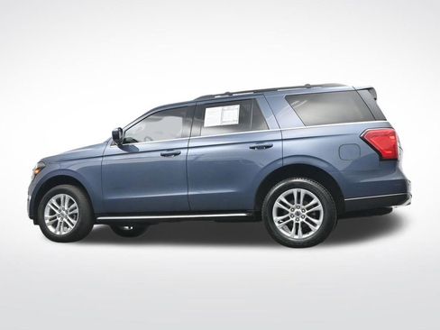 Used 2022 Ford Expedition XLT image 40