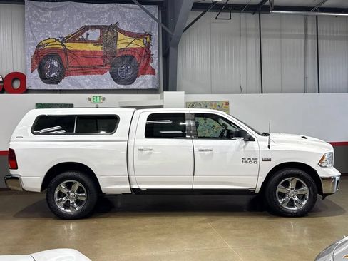 Used 2019 RAM 1500 Big Horn AWD/4WD image 3