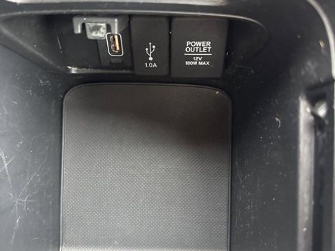 Used 2018 Honda CR-V Touring image 38