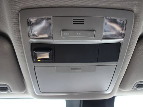 Used 2021 Toyota Tacoma 4x4 Access Cab image 11